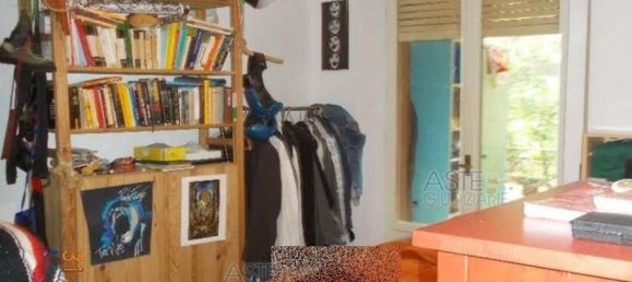 6 rooms Apartment in Rome, Italy No. 184619 20