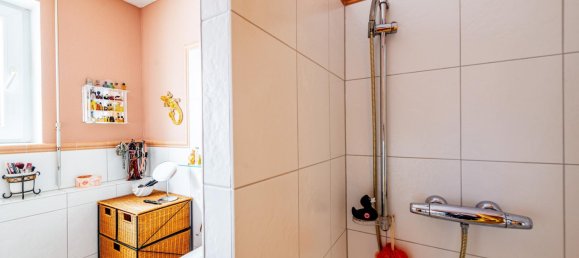 2 Schlafzimmer Doppelhaus in Frankfurt am Main, Germany, Nr. 32947 8