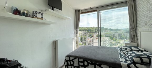 3 bedrooms Apartment in Chaville, France No. 296581 5