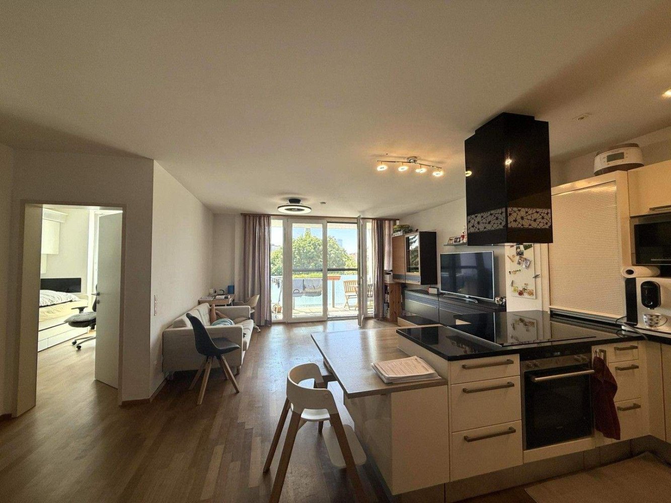 Квартира с 4 комнатами в Вена, Австрия № 243953