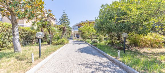 1 chambre Villa à Anzio, Italy No. 351624 9