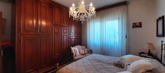 4 rooms Apartment in Rosignano Marittimo, Italy No. 221324 10