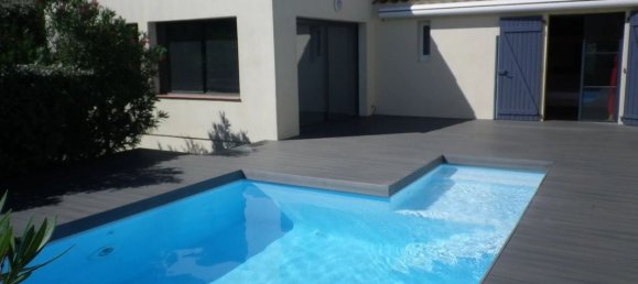 2 bedrooms Villa in Gruissan, France No. 342204 2