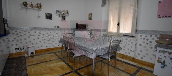 2 bedrooms Apartment in Sinalunga, Italy No. 216956 2