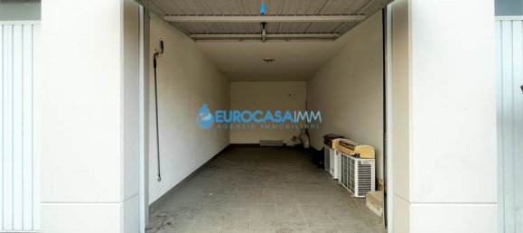 3 غرف نوم بانتهاوس في Fabbrico, Italy رقم 61246 7