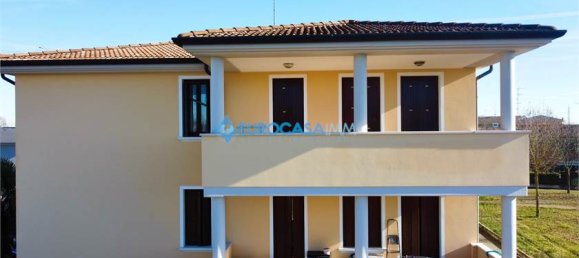 3 غرف نوم بانتهاوس في Fabbrico, Italy رقم 61246 15