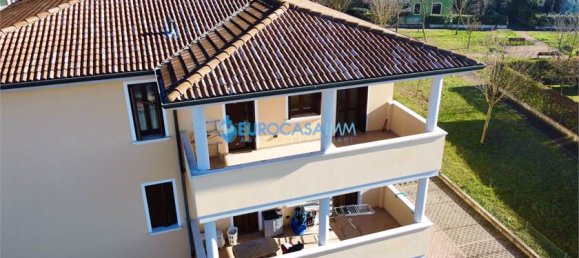 3 غرف نوم بانتهاوس في Fabbrico, Italy رقم 61246 10