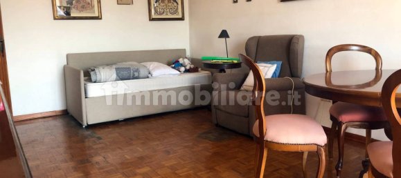 Estudio en Casalpusterlengo, Italy No. 303927 7