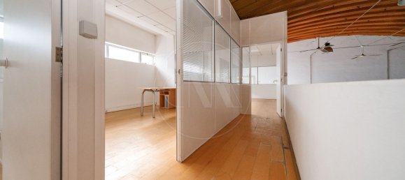 629m² Warehouse in Guimaraes, Portugal No. 15132 24