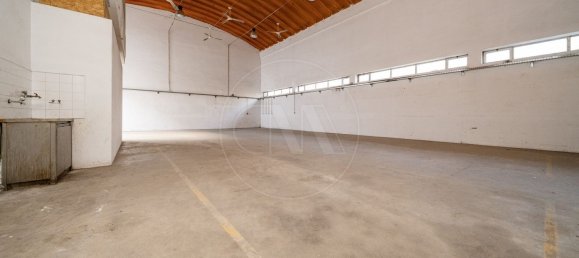 629m² Warehouse in Guimaraes, Portugal No. 15132 12