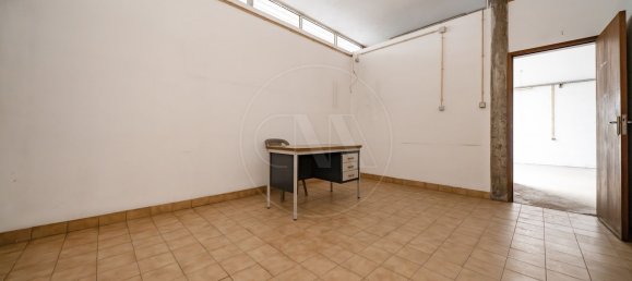629m² Warehouse in Guimaraes, Portugal No. 15132 6