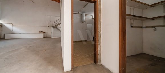 629m² Warehouse in Guimaraes, Portugal No. 15132 5