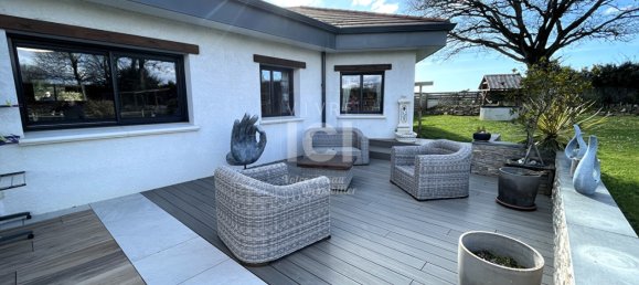 Casa de 4 dormitorios en Chauve, France No. 95955 12