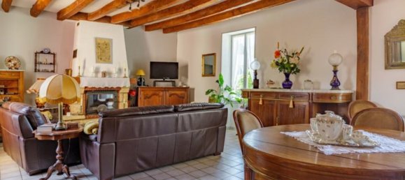 3 bedrooms House in Neuillay-les-Bois, France No. 286886 3