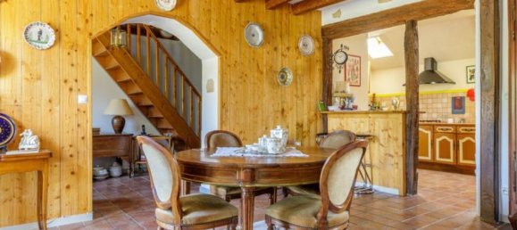 3 bedrooms House in Neuillay-les-Bois, France No. 286886 2