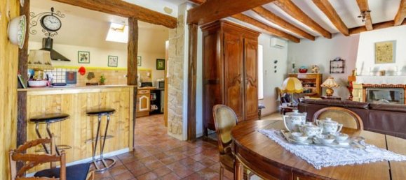 3 bedrooms House in Neuillay-les-Bois, France No. 286886 4