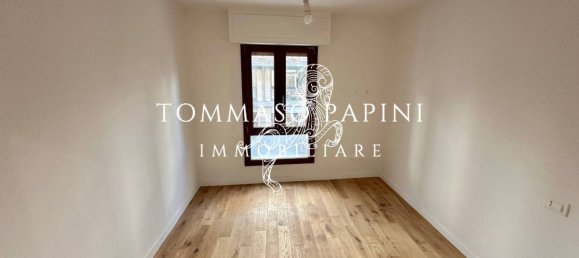 2 bedrooms Apartment in Florence, Italy No. 330115 23