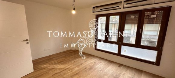 2 bedrooms Apartment in Florence, Italy No. 330115 21