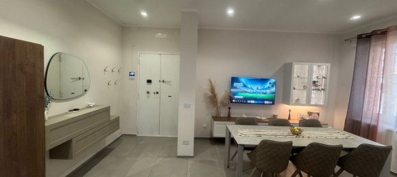 4 bedrooms Apartment in Avellino, Italy No. 371080 7