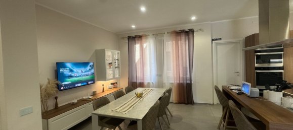 4 bedrooms Apartment in Avellino, Italy No. 371080 8