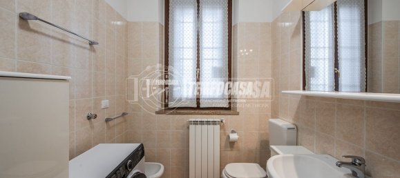 4-salle Appartement à Castenaso, Italy No. 280376 19