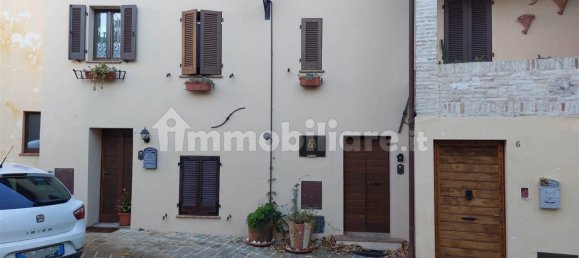 3 bedrooms Apartment in Nocera Umbra, Italy No. 220046 4