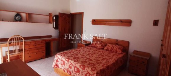 3 bedrooms Apartment in Marsalforn, Malta No. 5855 10