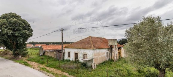 89000m² Land in Alcoentre, Portugal No. 75030 10