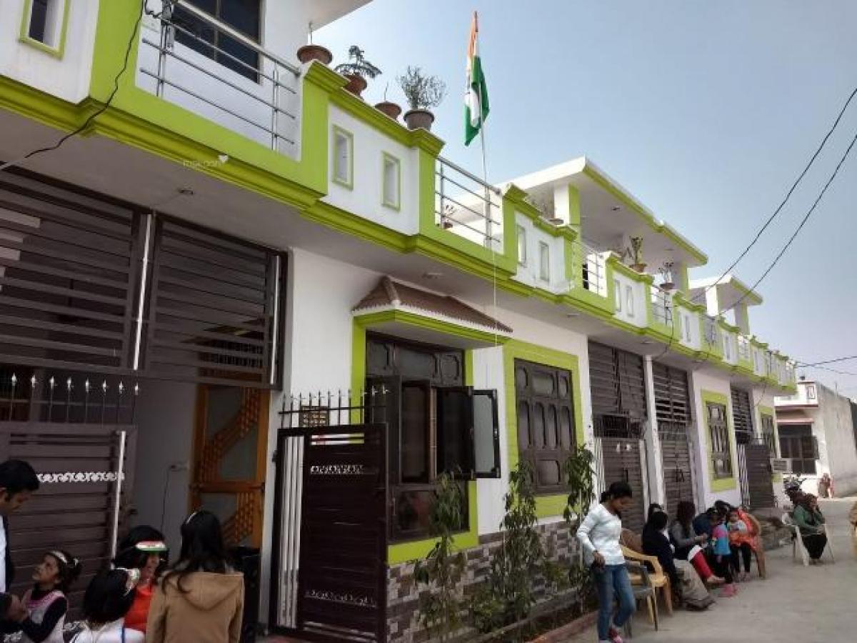 2 chambres Maison à Lucknow, India No. 11603