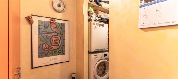 4 rooms Apartment in Florence, Italy No. 161888 11