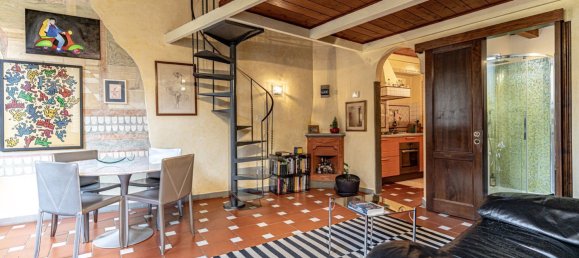 4 rooms Apartment in Florence, Italy No. 161888 4