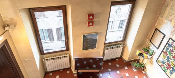 4 rooms Apartment in Florence, Italy No. 161888 6