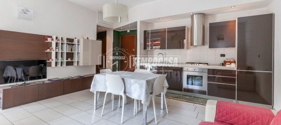 2 rooms Apartment in Milan, Italy No. 258150 16
