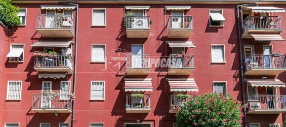 2 rooms Apartment in Milan, Italy No. 258150 2