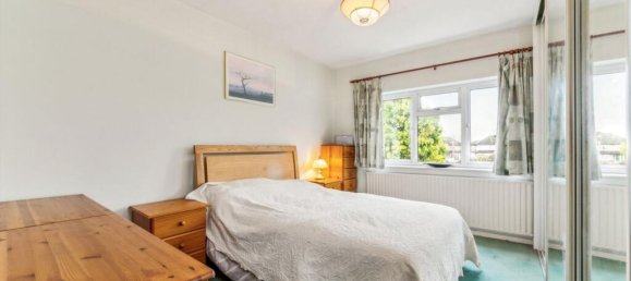 3 Schlafzimmer Haus in Chessington, United Kingdom, Nr. 10219 12