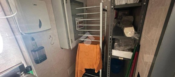 Propiedad comercial en Trezzano sul Naviglio, Italy 33 m² No. 54400 10