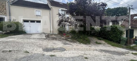 3 bedrooms House in Tigeaux, France No. 291274 3