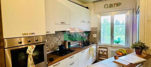 2-salle Appartement à Ravenna, Italy No. 290624 5