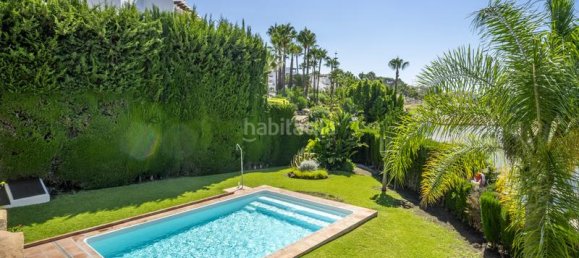 4 bedrooms Villa in Marbella, Spain No. 172355 3
