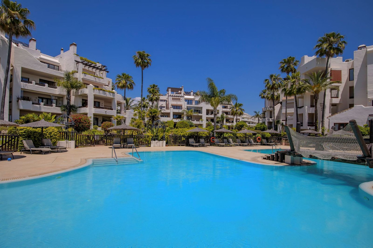 3 Schlafzimmer Penthouse in Estepona, Spain, Nr. 270381