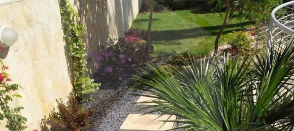 5 rooms Apartment in Modugno, Italy No. 30729 12