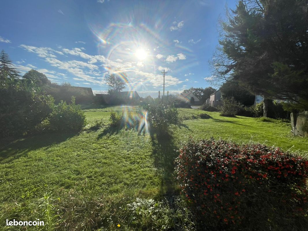  Land in La Chevallerais, France No. 337536