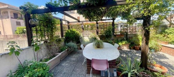 Дом с 3 спальнями в Лиссоне, Италия № 341036 10