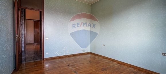 4-salle Appartement à Bottanuco, Italy No. 9646 24