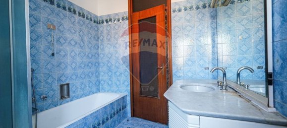 4-salle Appartement à Bottanuco, Italy No. 9646 21