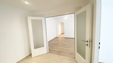 4 rooms Apartment in Penzing, Austria No. 189322