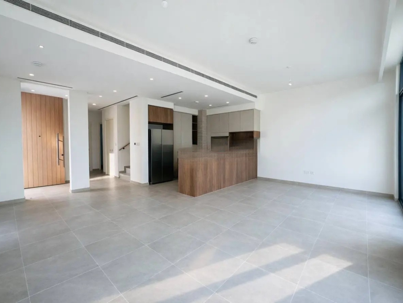 4 bedrooms Villa in Mudon, UAE No. 120134