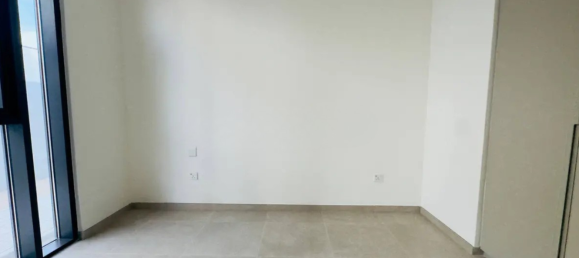 4 bedrooms Villa in Mudon, UAE No. 120134 9