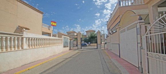 Adosado de 3 dormitorios en Torrevieja, Spain No. 133905 37