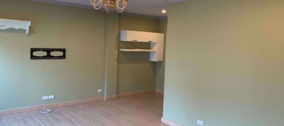 Casa T2 em Wang Thonglang, Thailand N.º 9888 9